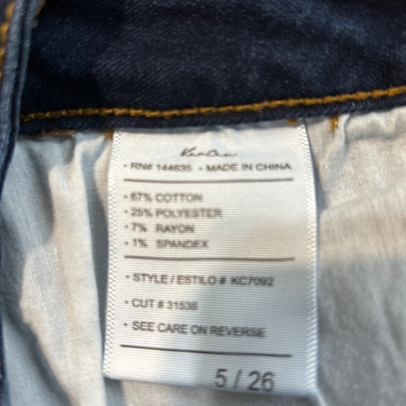 KanCan Skinney Jeans Size 5/26 - Picture 3 of 5